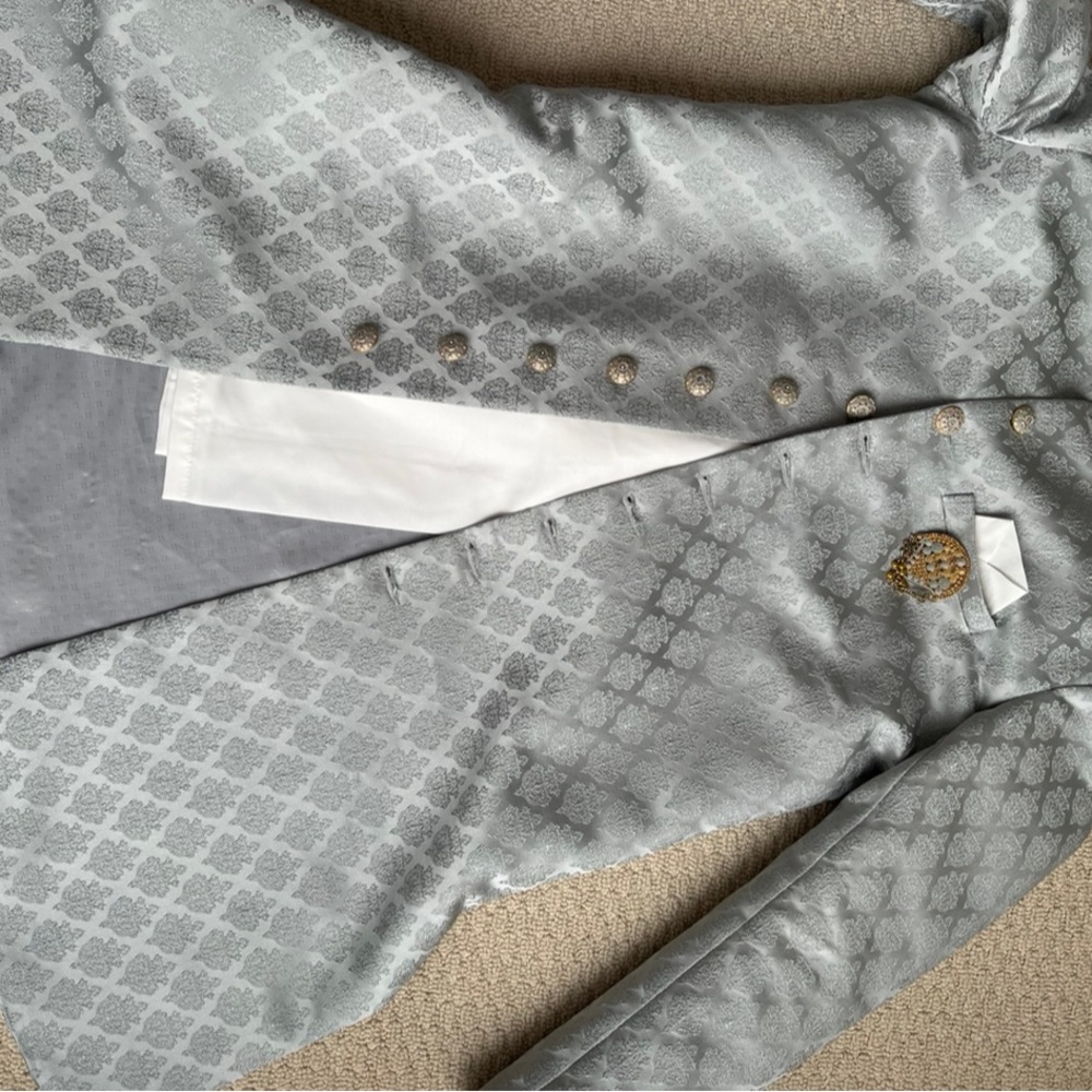 Men Sherwani / Achkan- size 38 and also 40